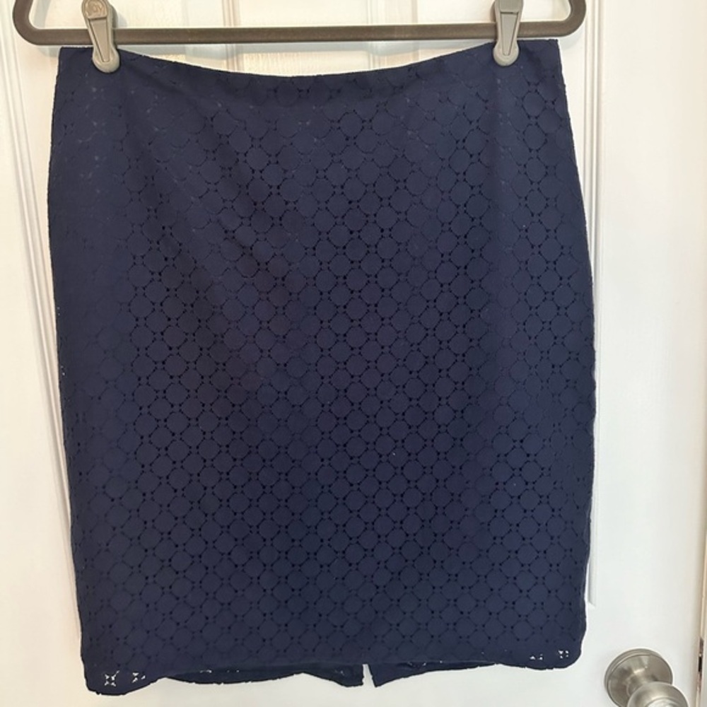 The Limited Pencil skirt in navy blue polka dot lace, size 8